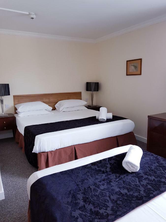 Oyo Clayton Lodge Newcastle-under-Lyme Eksteriør billede